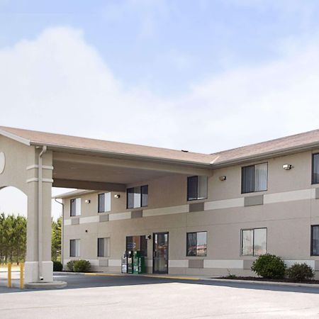Super 8 By Wyndham Park Rapids Hotel Buitenkant foto